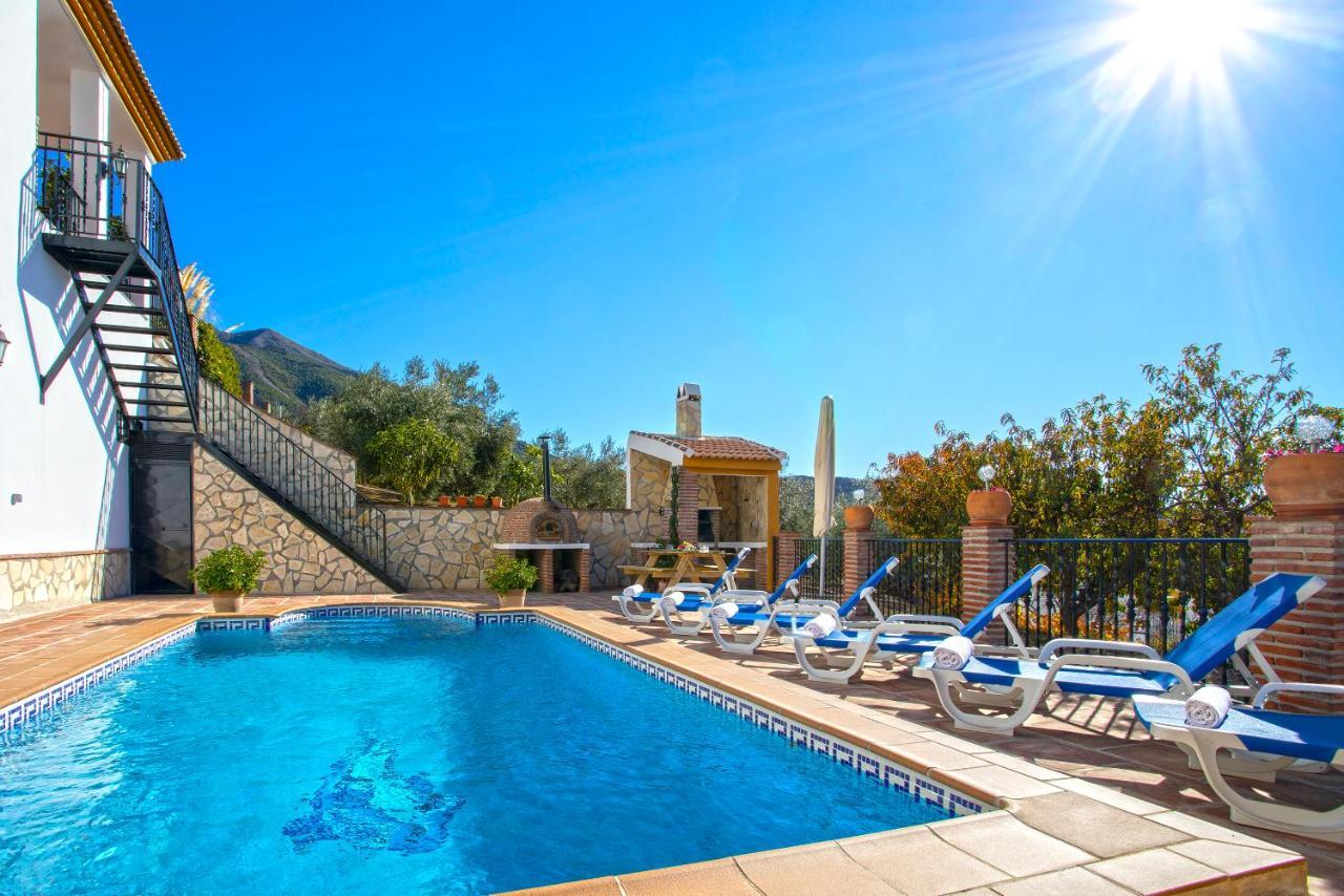 Villa Casa Del Valle Con Piscina Privada Alcaucín Exterior foto