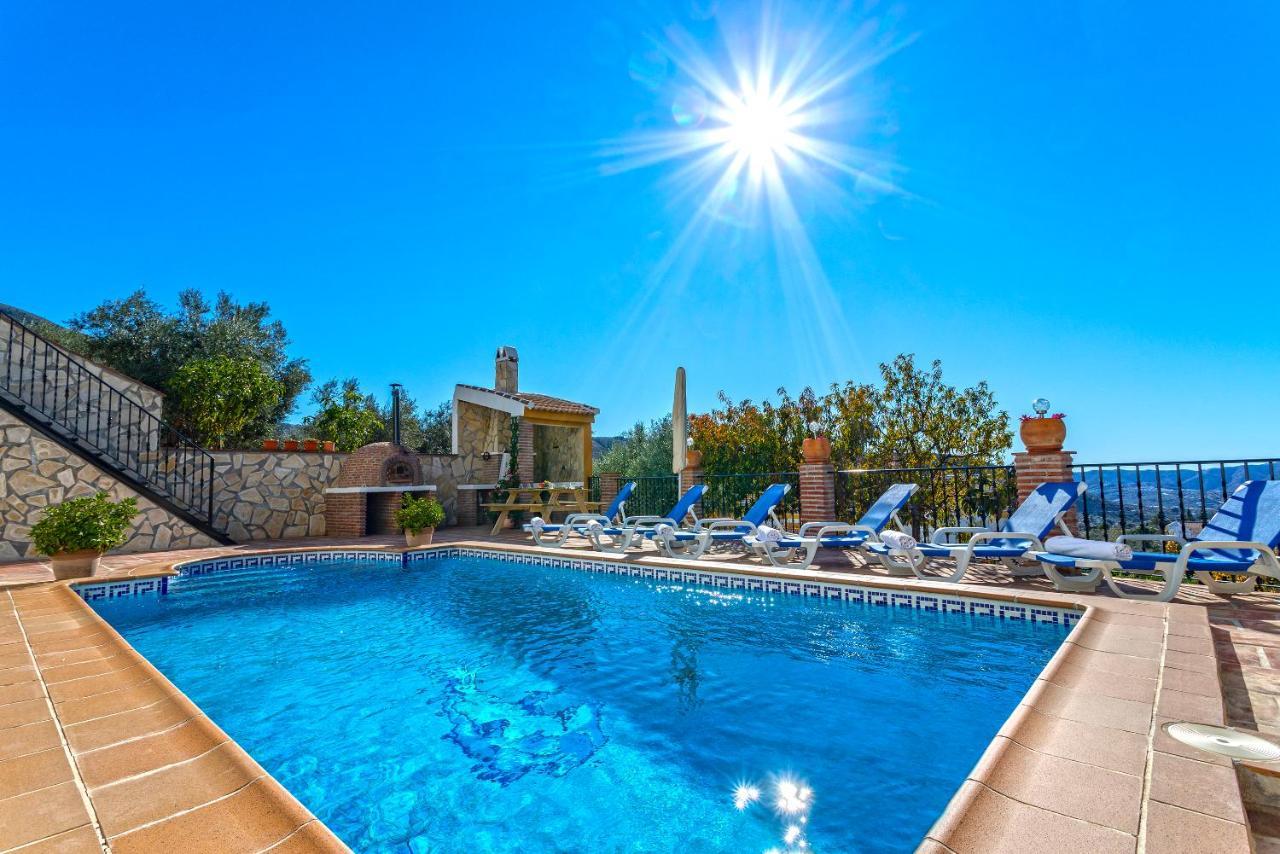 Villa Casa Del Valle Con Piscina Privada Alcaucín Exterior foto